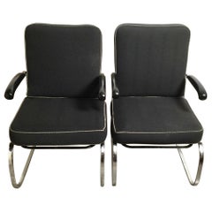 Paire de fauteuils Gilbert Rohde Designs