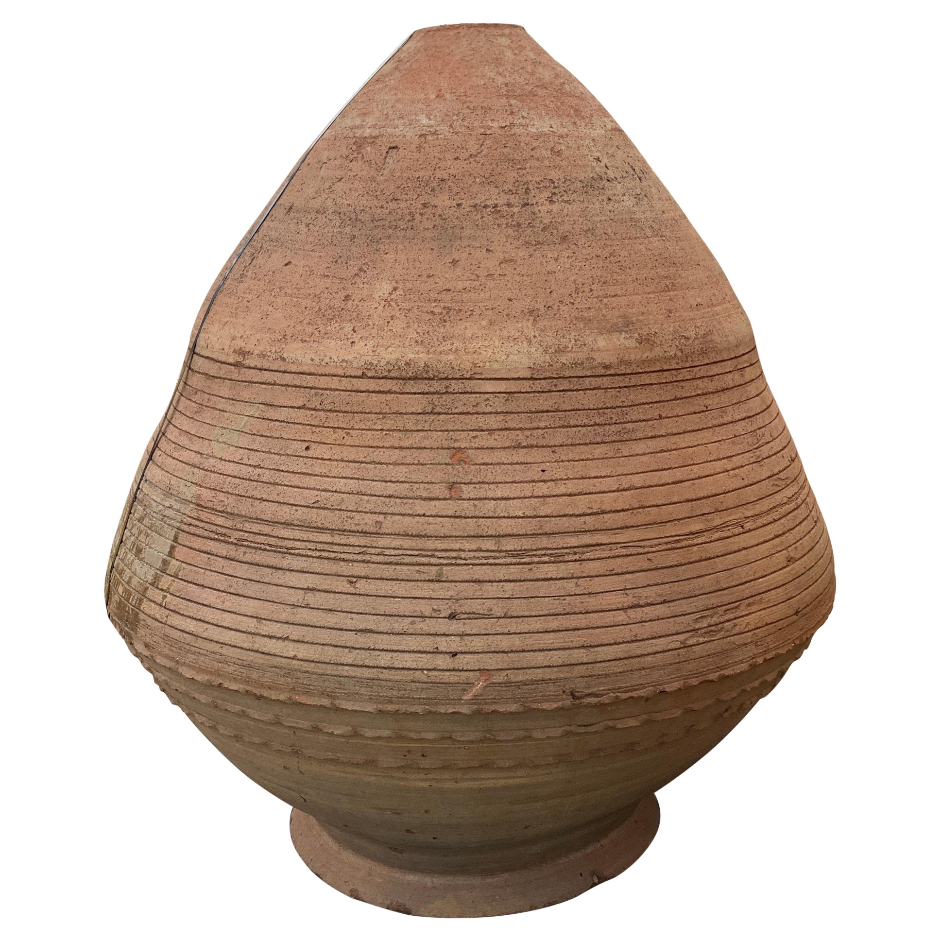 Grand vase en terre cuite de Grèce du 19e siècle