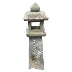 Japanese Tall Antique Stone Pathway Garden Lighting Lantern, 38"
