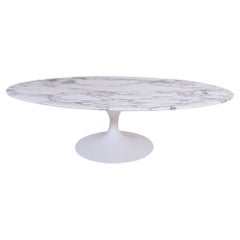 'Tulip' Oval Cocktail Table by Eero Saarinen