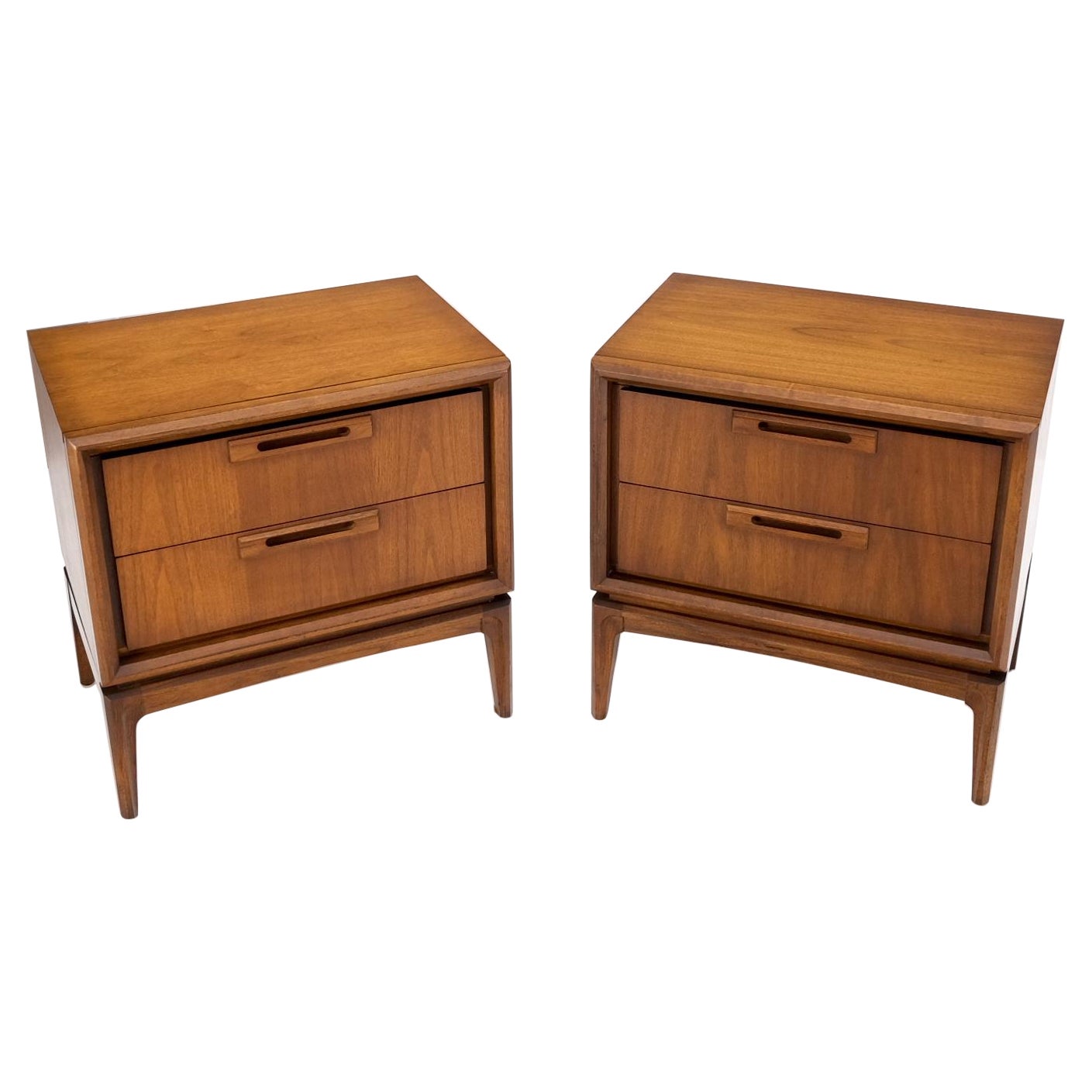 Pair of Mid-Century Modern American Walnut Two Drawers Night Stands End Tables