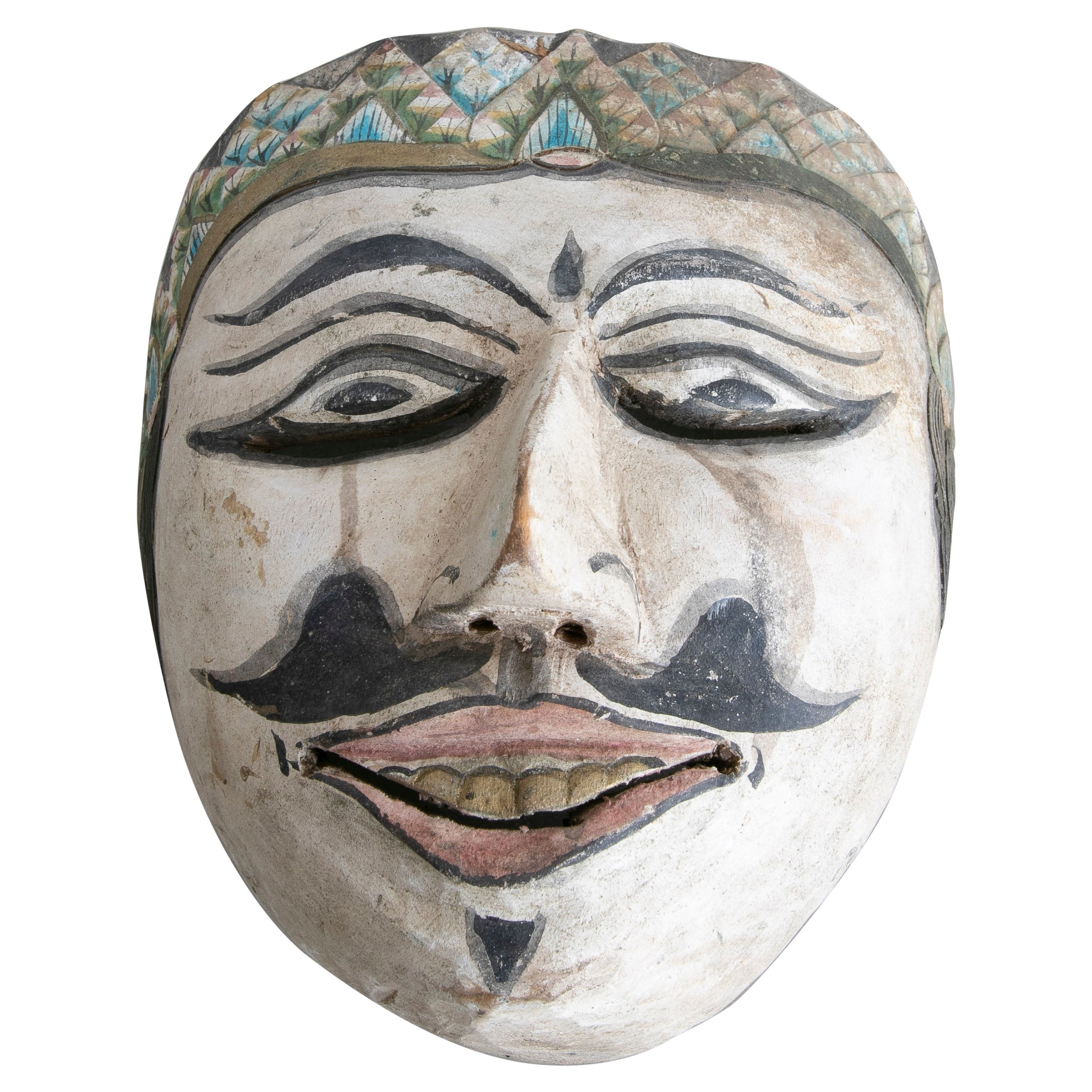 Indonesian Hand Carved Wooden Bust of a Woman For Sale at 1stDibs