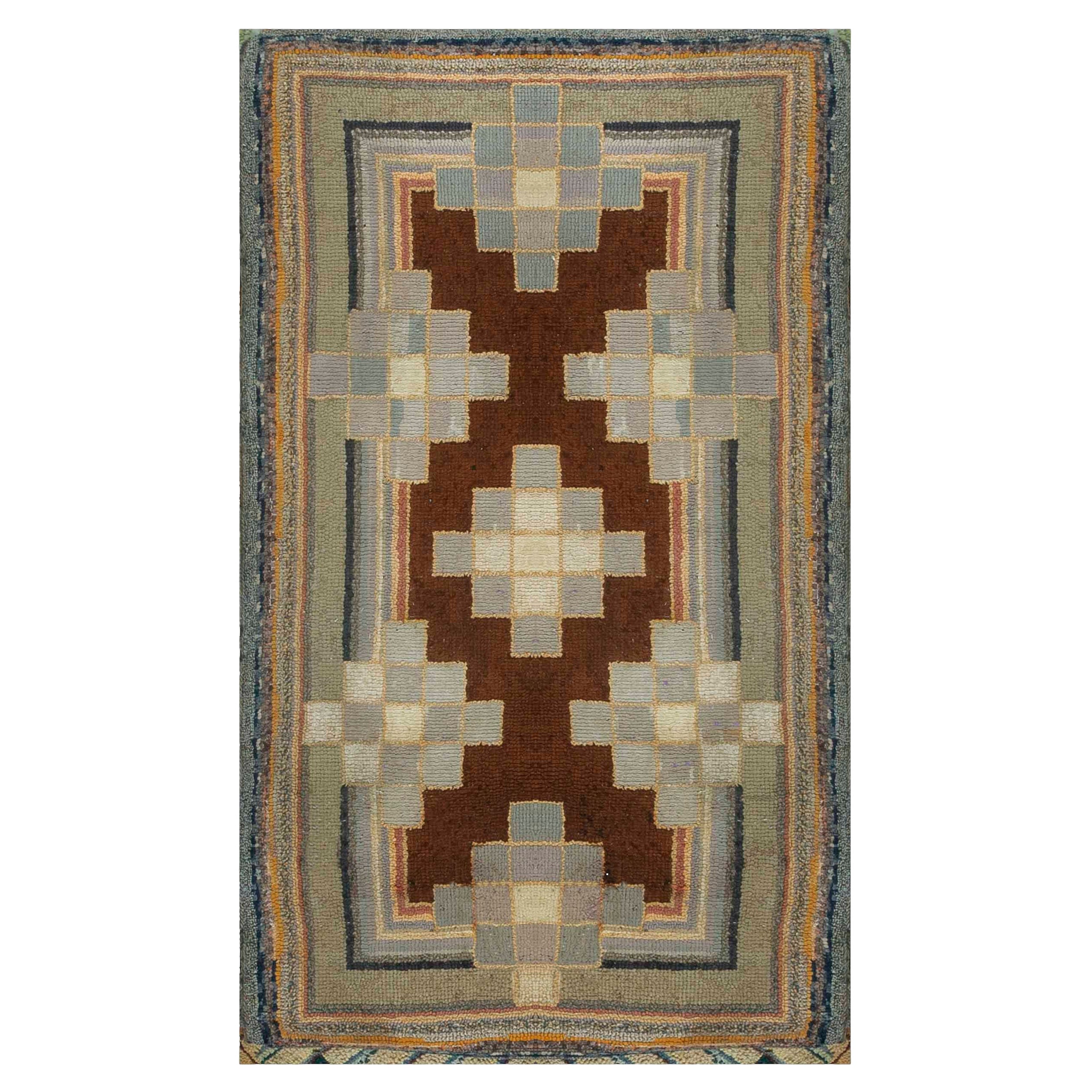 Antique American Hooked Rug 2' 3'' x 3' 10'' For Sale