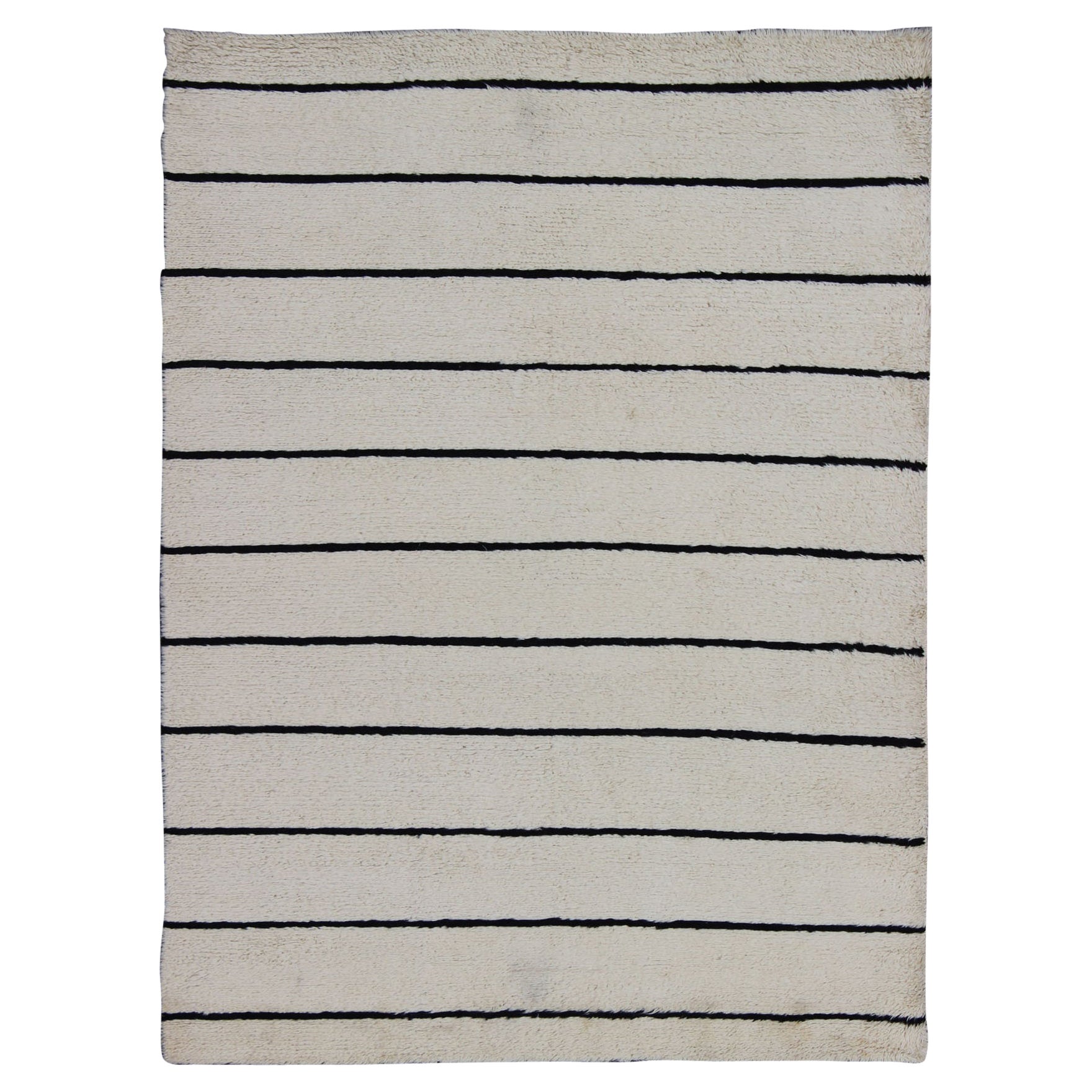 Alfombra marroquí moderna de diseño minimalista con rayas blancas y negras en venta