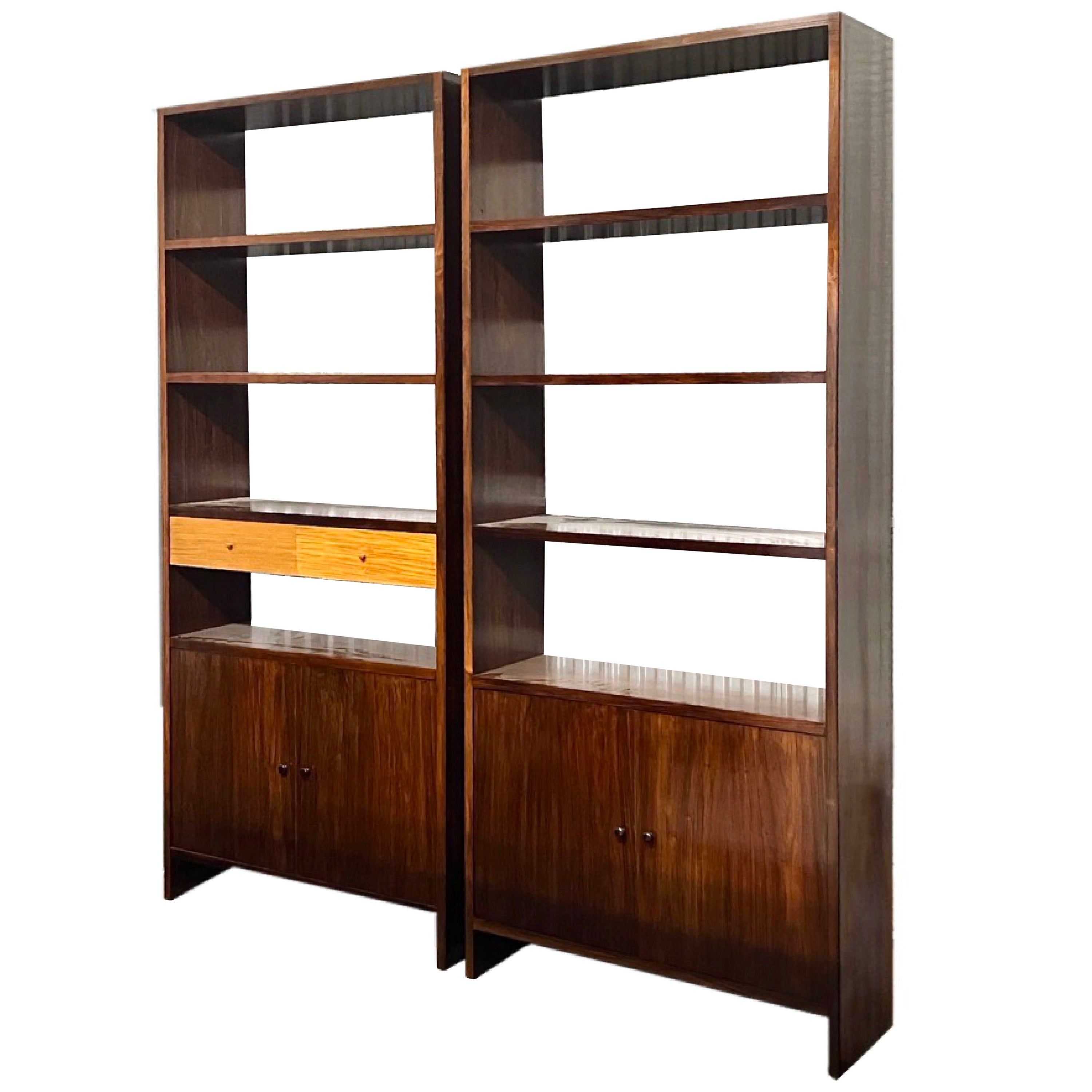 Branco e Preto Jacaranda Bookcase Pair with Drawers, Luiz Pássaro, Brazil, 1950s For Sale