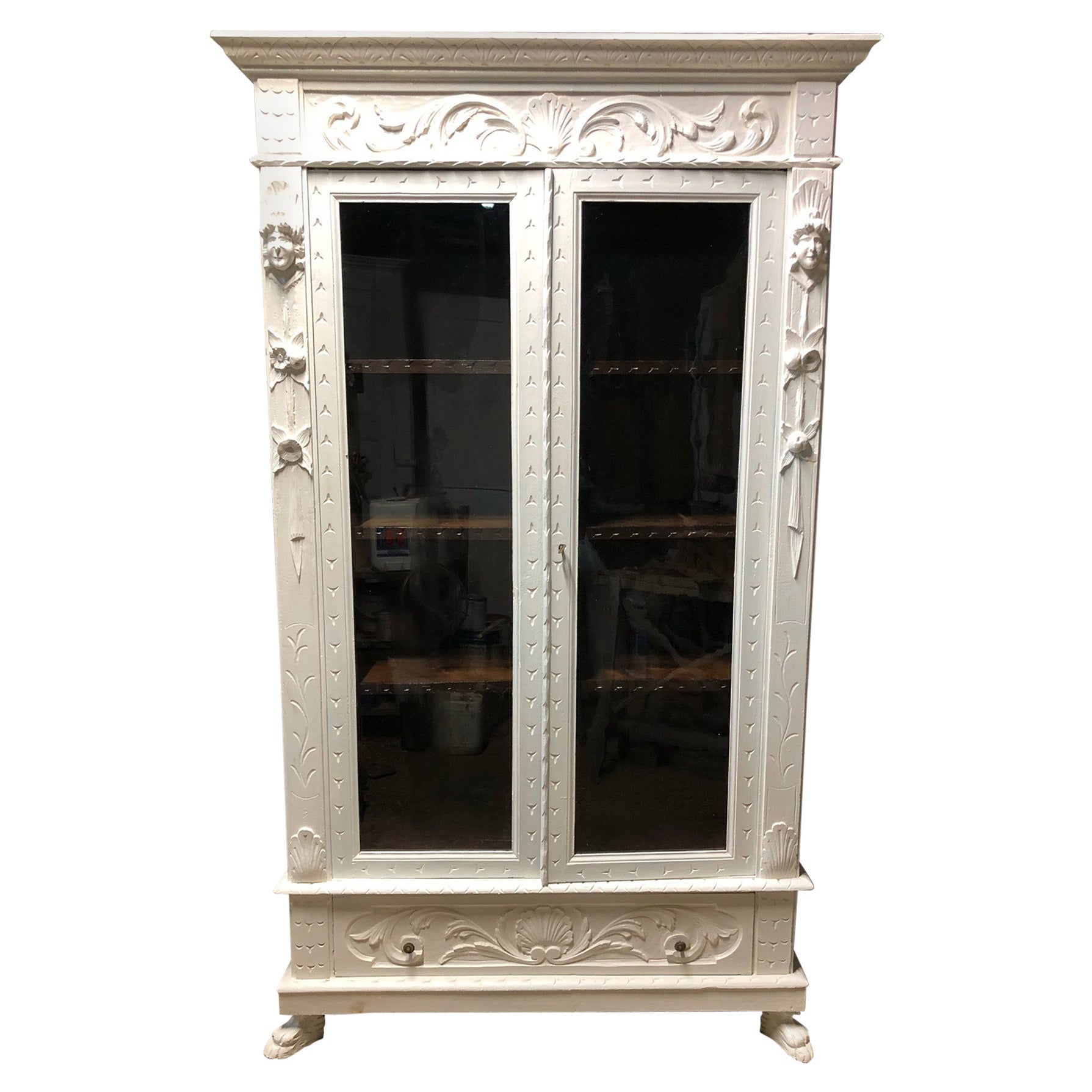 Italian Renaissance Style Display Cabinet Original in Hand-Carved Solid For Sale