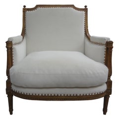 19th Century French Louis XVI Style Giltwood Marquise or Bergere