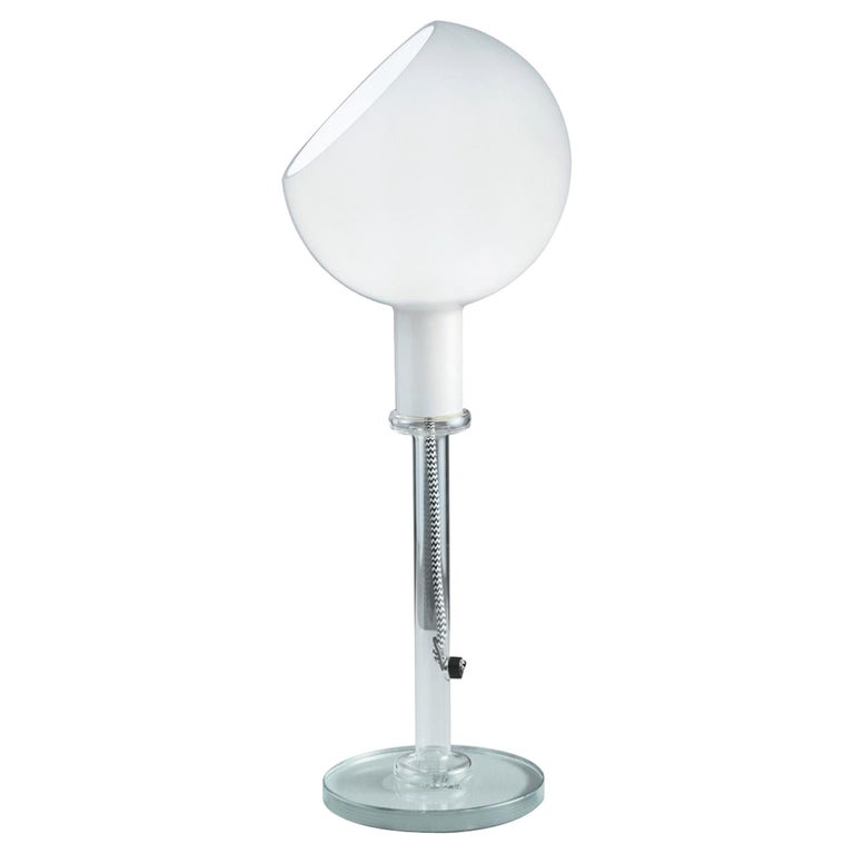 Gae Aulenti & Piero Castiglioni 'Parola' Table Lamp in White for Fontana Arte For Sale