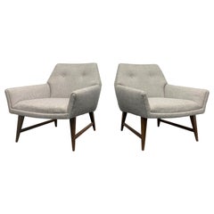 Vintage Pair of Lounge Chairs Style of Raphael