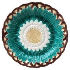 19th Century English Victorian Majolica Sunflower Plate 