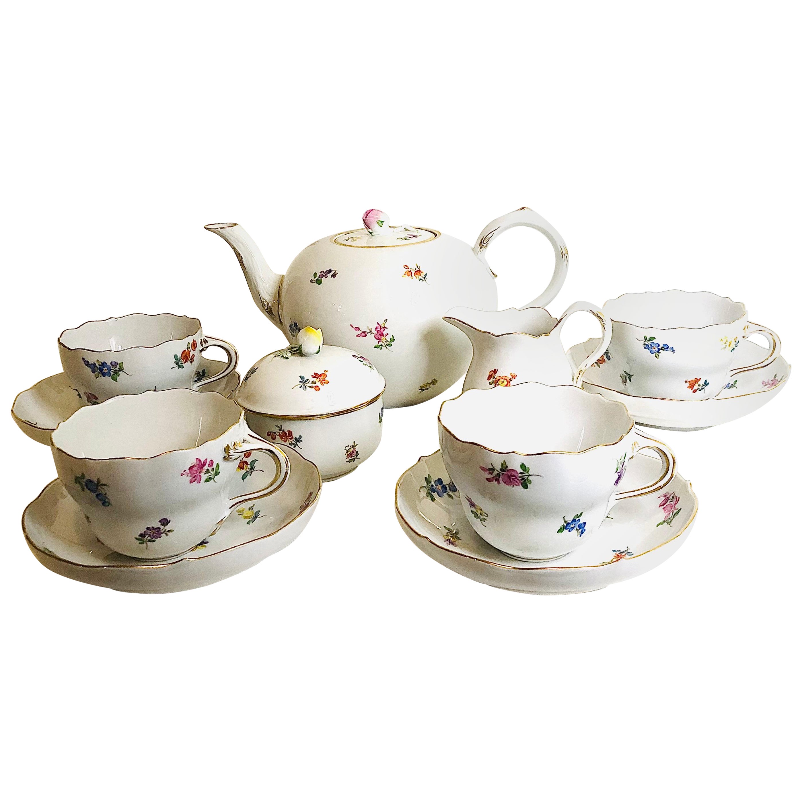 Meissen Streublumen Tea Set with 4 Cups and Saucers and Covered Sugar & Creamer
