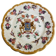 Set of Twelve French Samson Porcelain Armorial Dessert Plates