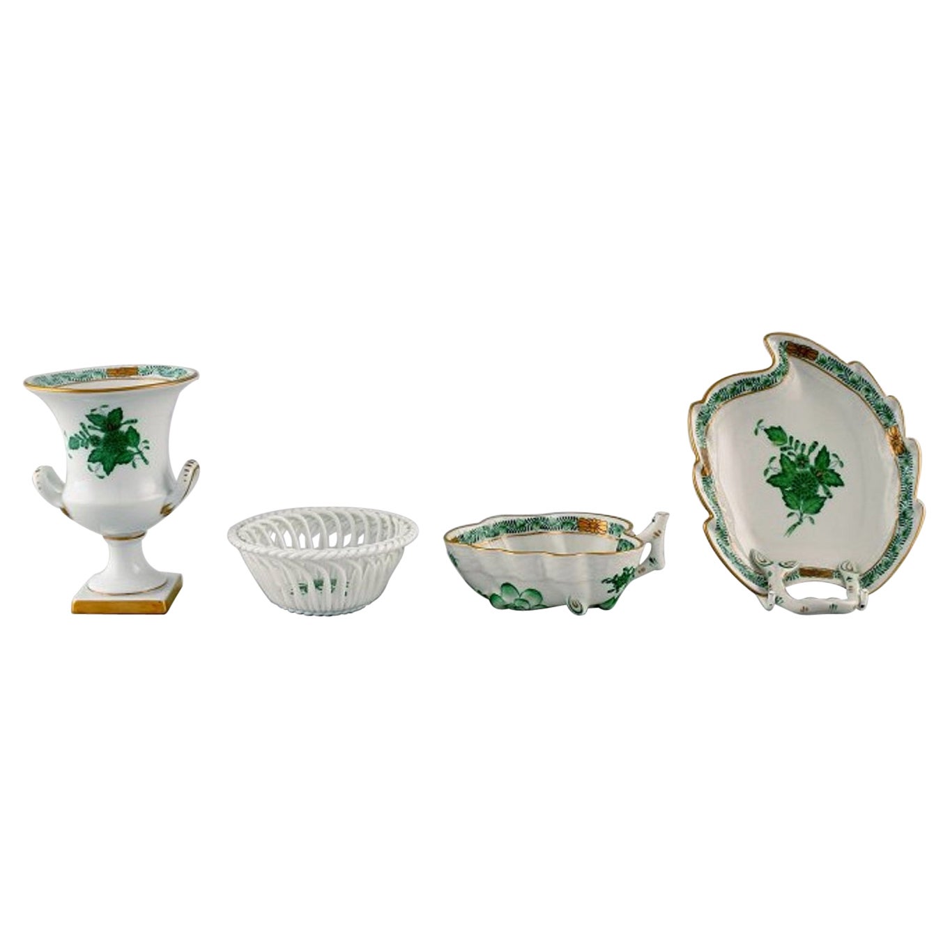 Herend Green Chinese Bouquet, Vase and Three Bowls in Hand-Painted Porcelain