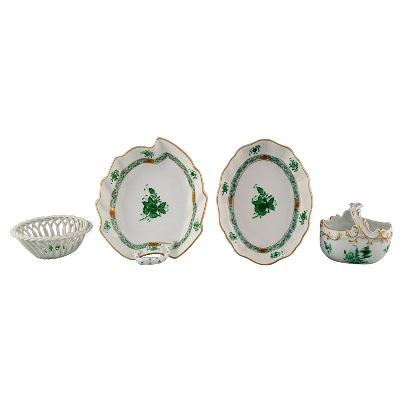 Bouquet chinois vert Herend, quatre bols en porcelaine peinte  la main