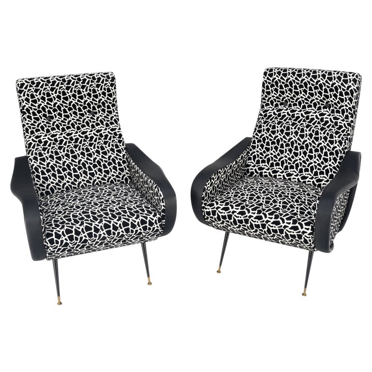 Pair Black & White Pattern Fabric Italian Mid Century Modern Lounge Chairs Mint For Sale