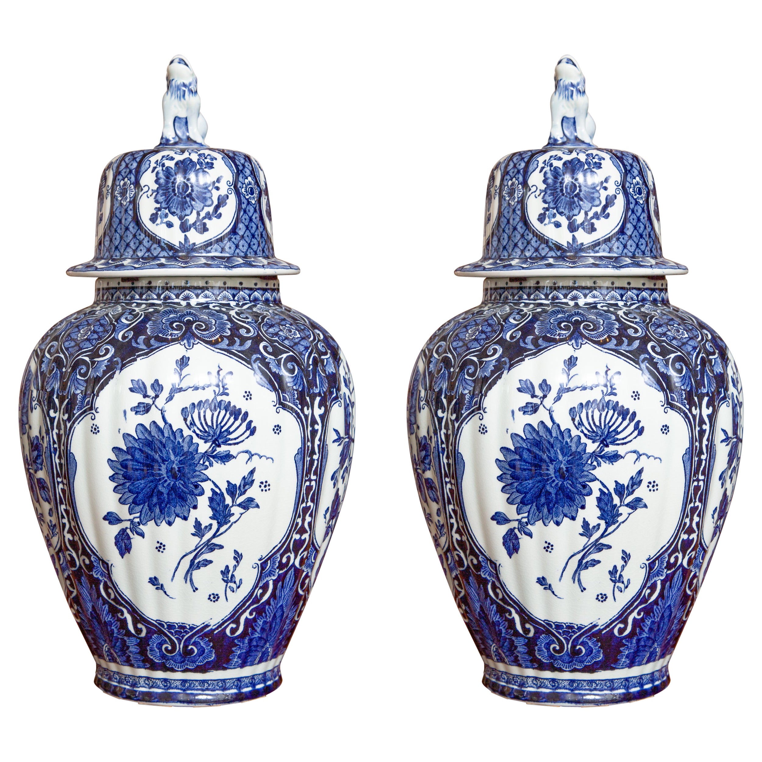 Pair of Delft Blue Porcelain Lidded Vases For Sale at 1stDibs