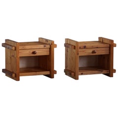 Danish Modern, a Pair of Brutalist Night Stands in Solid Pine, 1980s