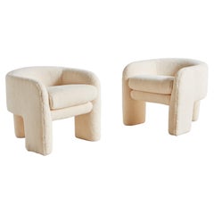 Pair of Three-Legged Sculptural Lounge Chairs Attributed to Vladimir Kagan