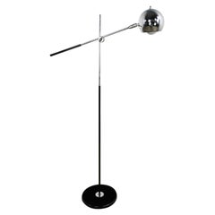 Lámpara de pie ajustable MCM Orbital Chrome Ball Atribuida a Robert Sonneman