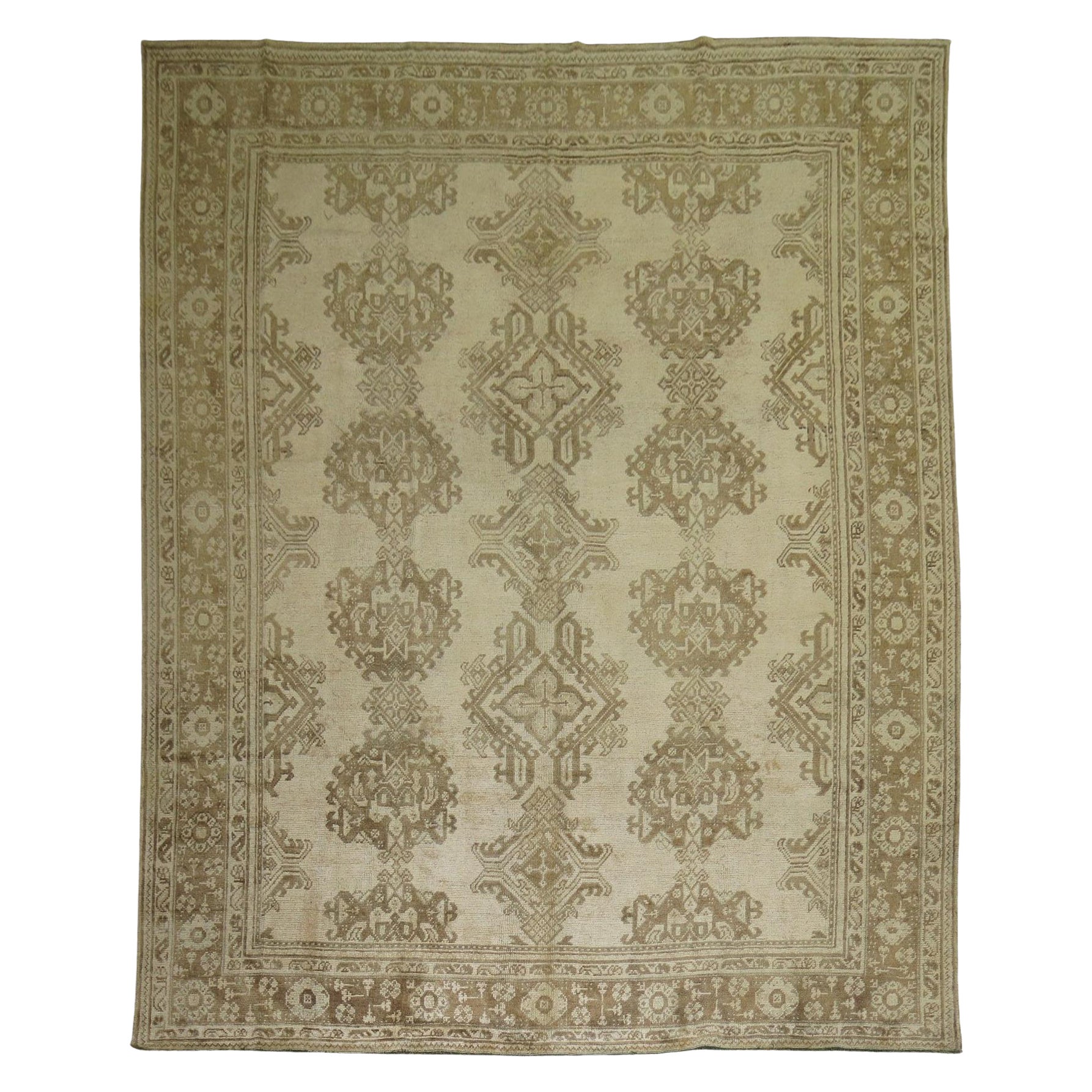 Colección Zabihi Alfombra Turca Antigua Oushak Tamaño de la Habitación Color Neutro