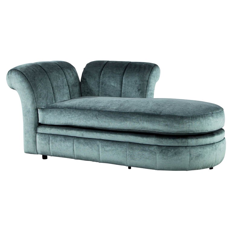 Restored Vintage Upholstered Chaise Lounge Daybed For Sale at 1stDibs