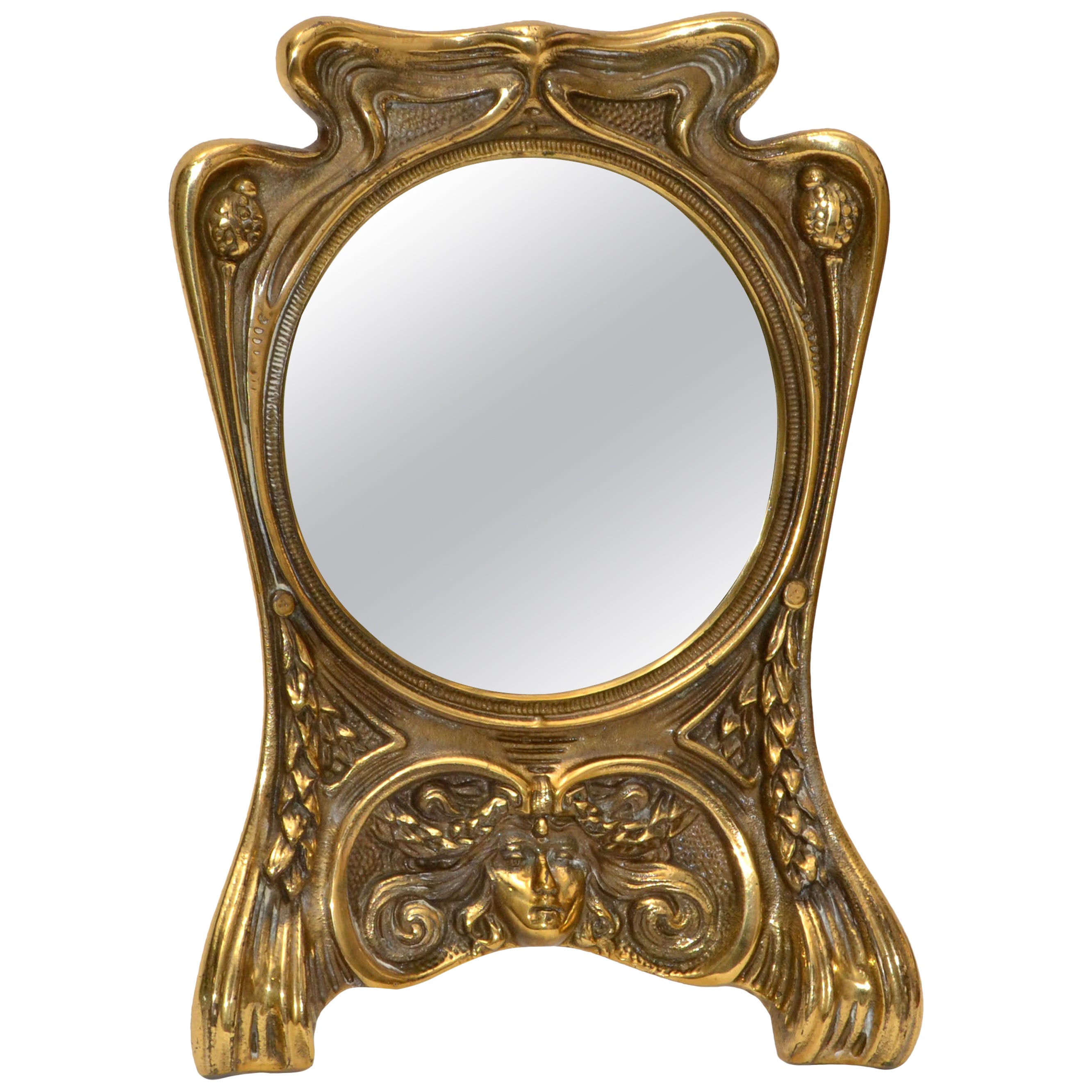Art Nouveau Skurrile Handcrafted Golden Bronze Tisch Spiegel Vanity Spiegel 1940 im Angebot