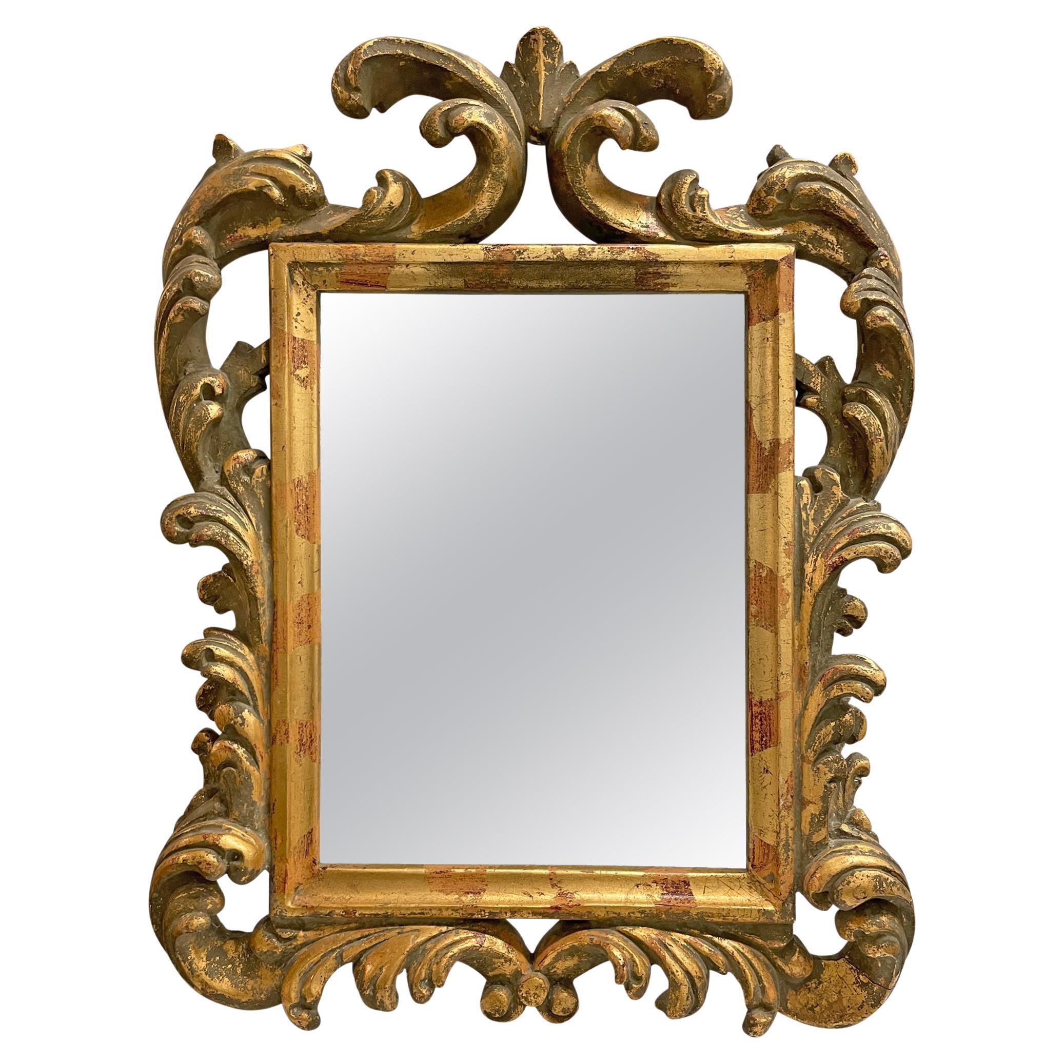 Miroir encadré à la feuille d'or du 20ème siècle, élaboré en vente