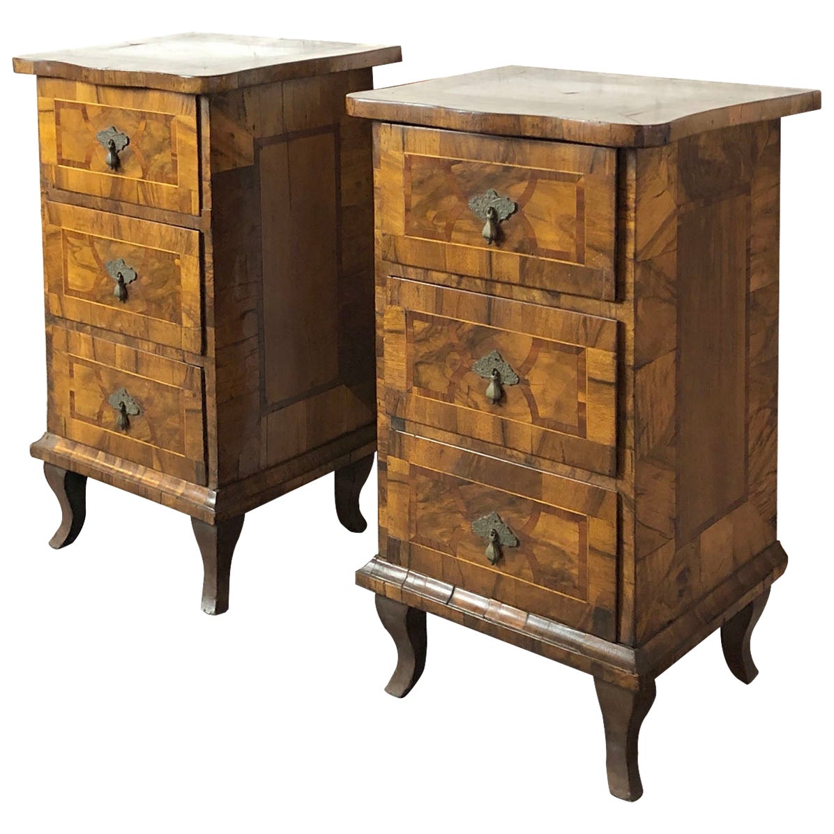 Pair of Italian Neoclassical Late 18th Century Inlaid Comodini or Night Stands