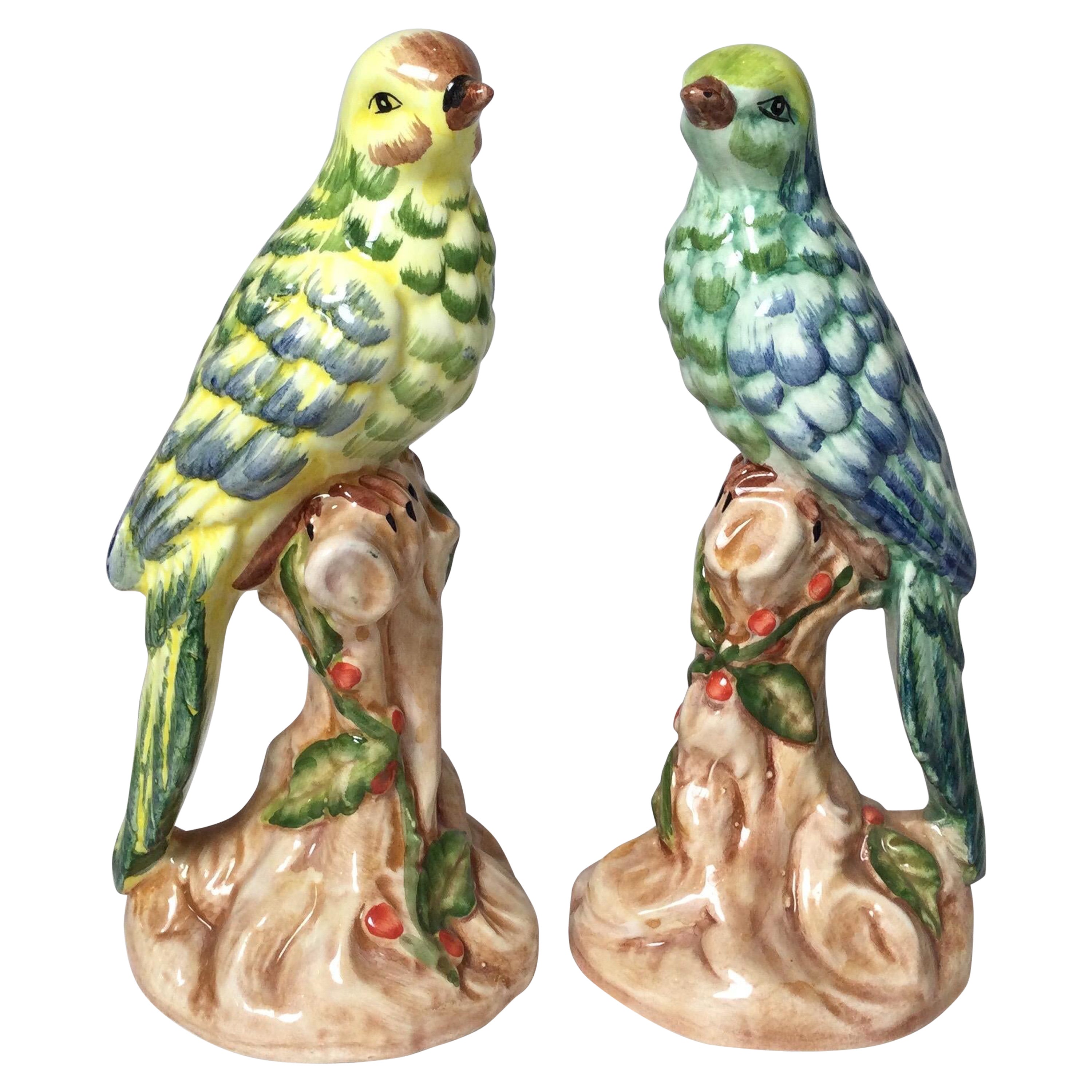 Paire d'oiseaux italiens vintage en porcelaine de Chelsea House