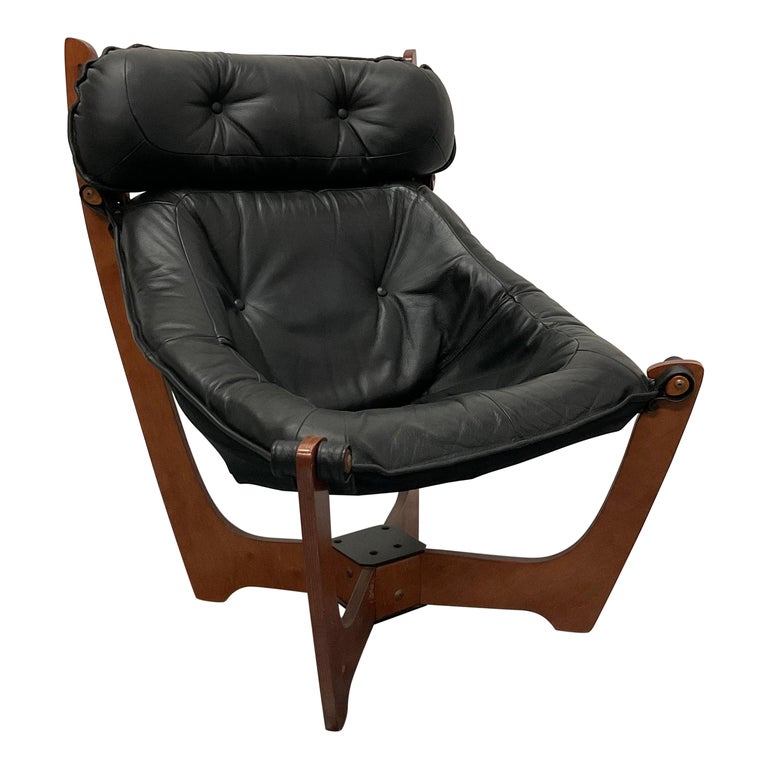 Odd Knutsen "Luna" Leather High Back Sling Lounge Chair for Hjellegjerde For Sale