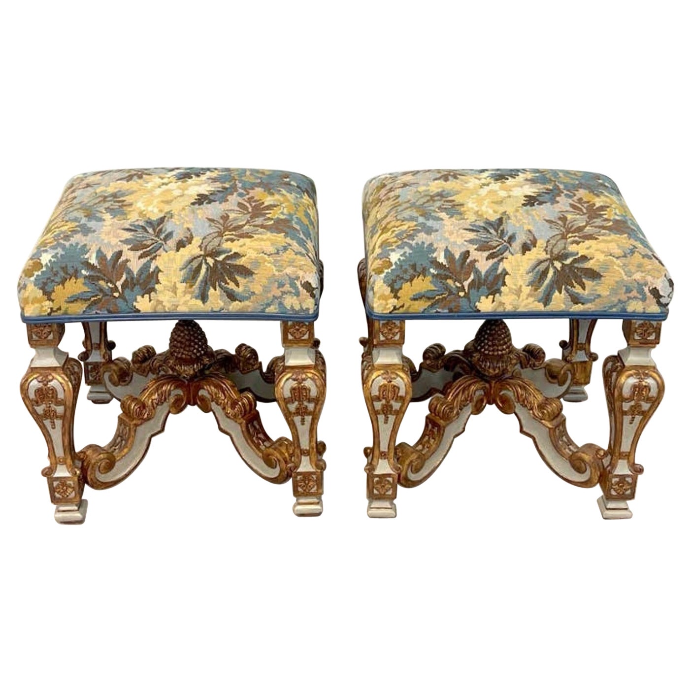 Pair of Flemish-Style Benches / Tabourets