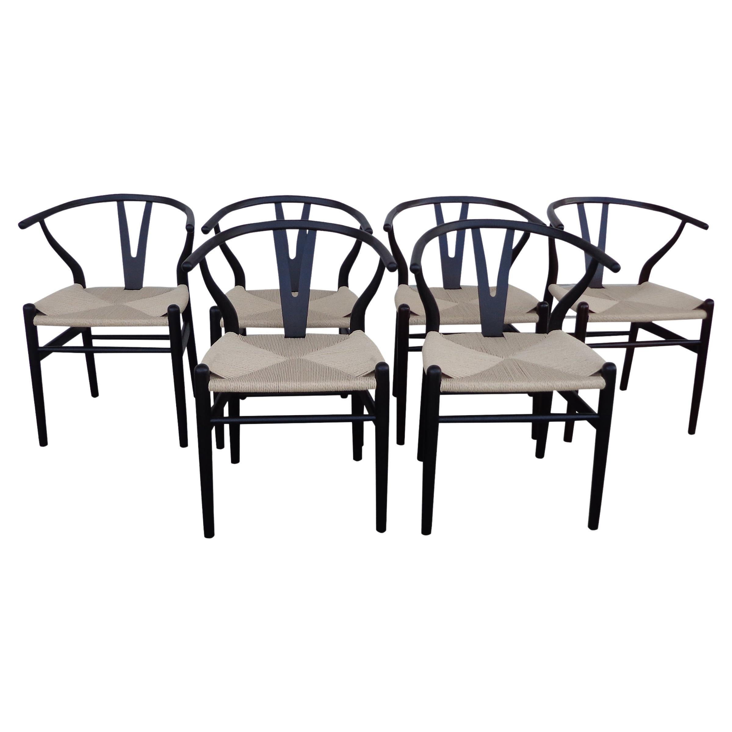 Set of 6 Wishbone Style Dining Chairs