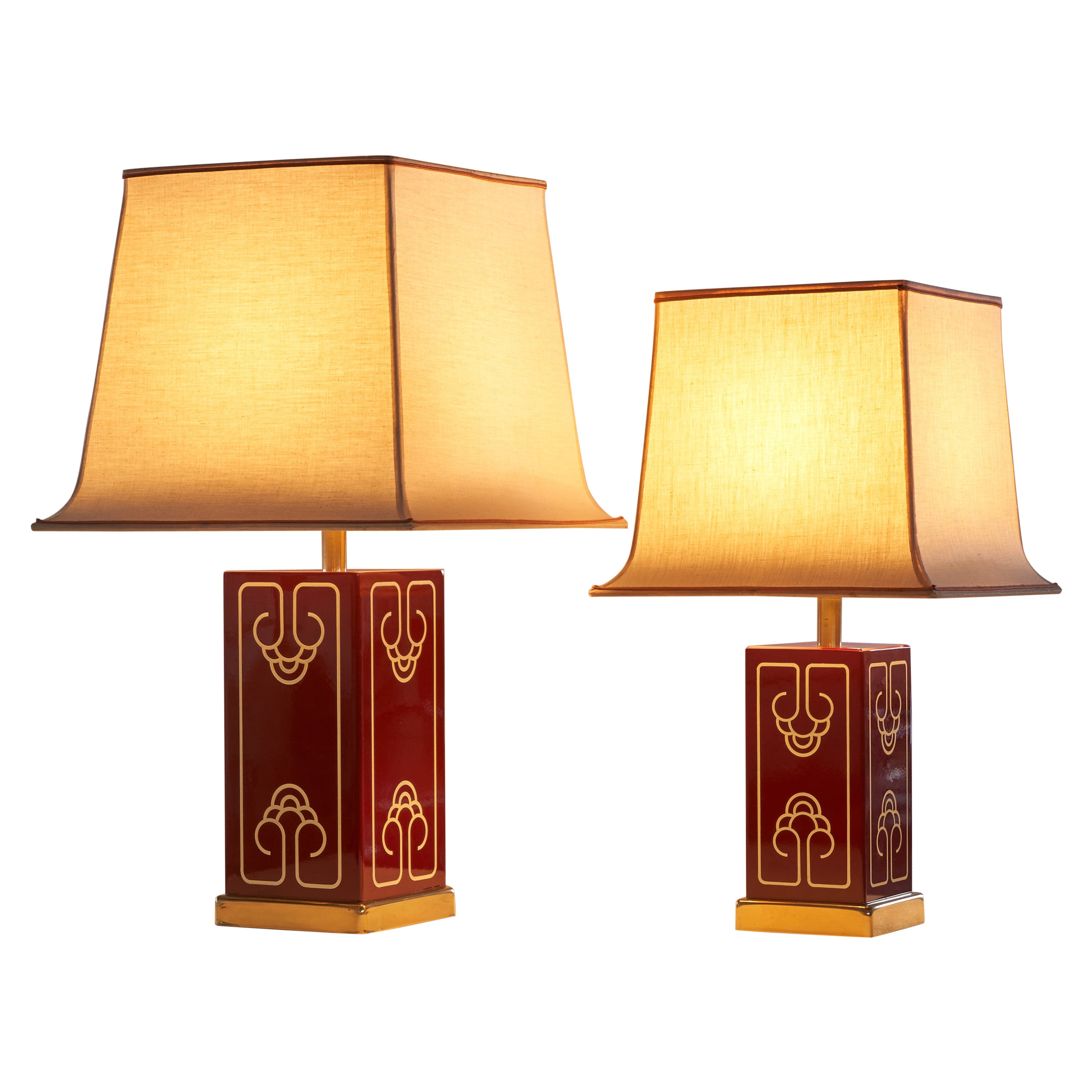 Pair of French Red Lacquer Hollywood Regency Pagoda Table Lamps 1970s