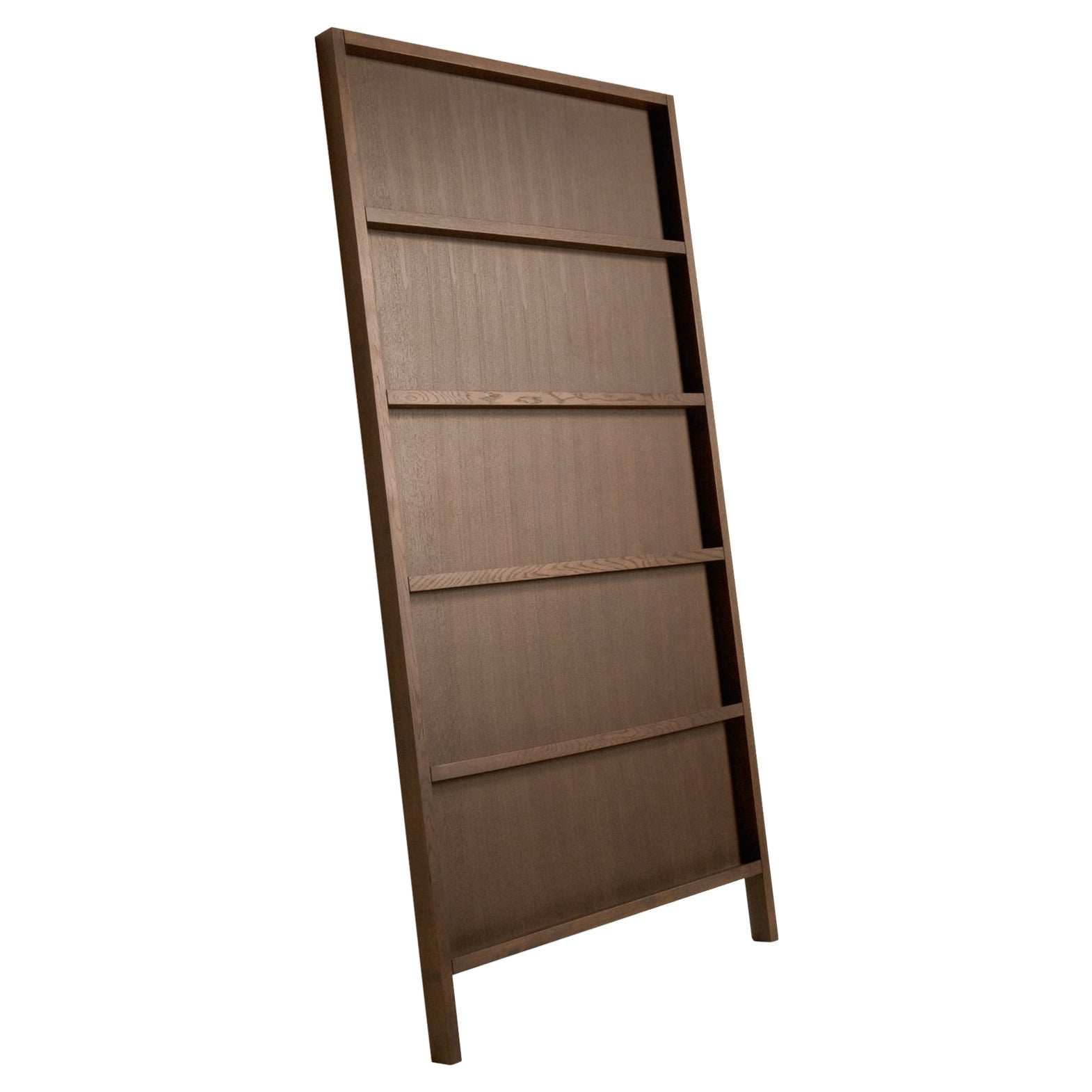 Petite armoire/étagère murale oblique Moooi en chêne teinté canneberge en vente