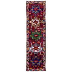 Tapis de couloir turc vintage en laine rouge à motif tribal multicolore fait à la main