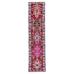 Tapis de couloir turc vintage en laine rouge à motif géométrique multicolore fait à la main