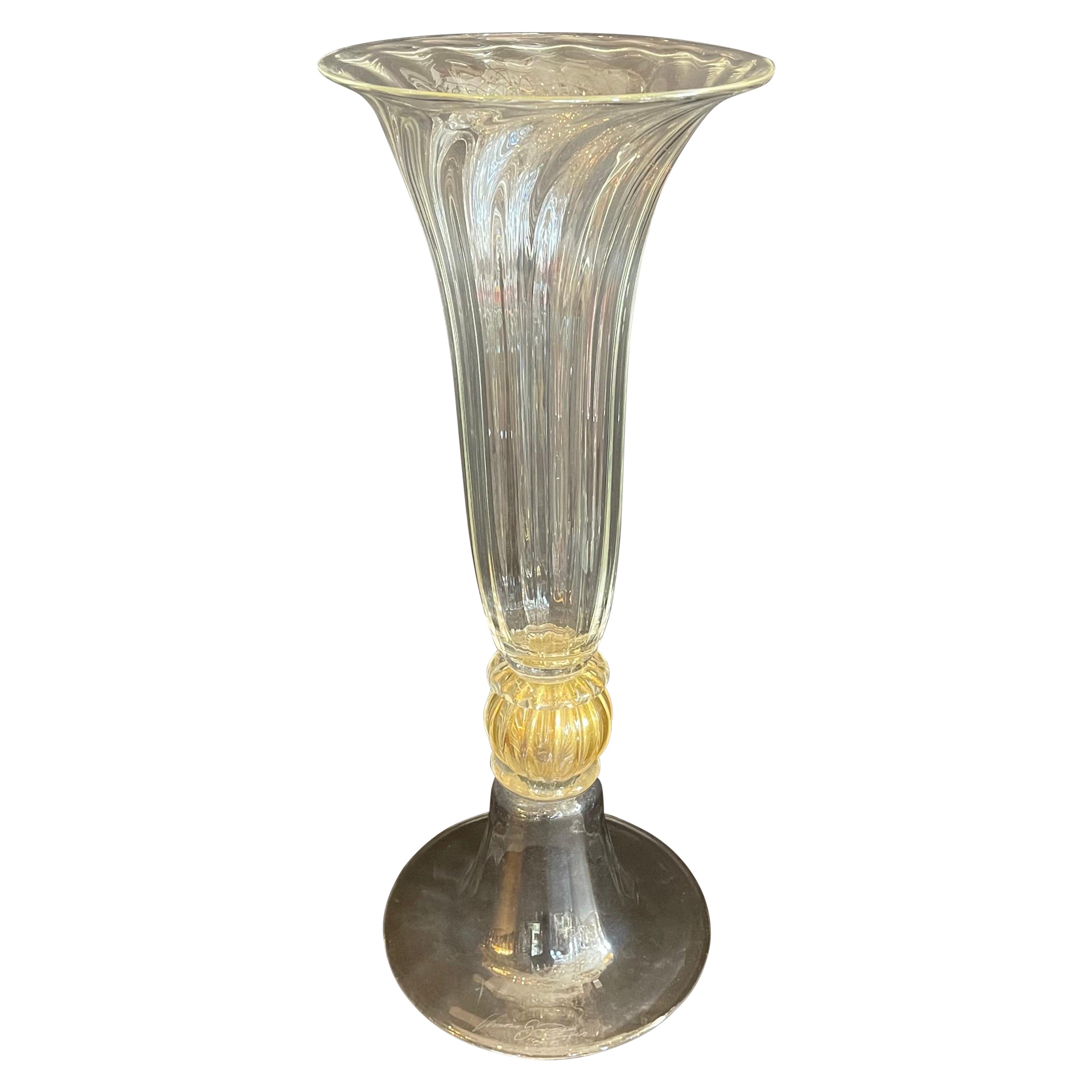Wonderful Lorin Marsh Murano Seguso Gold Swirl Flecked Glass Centerpiece Vase