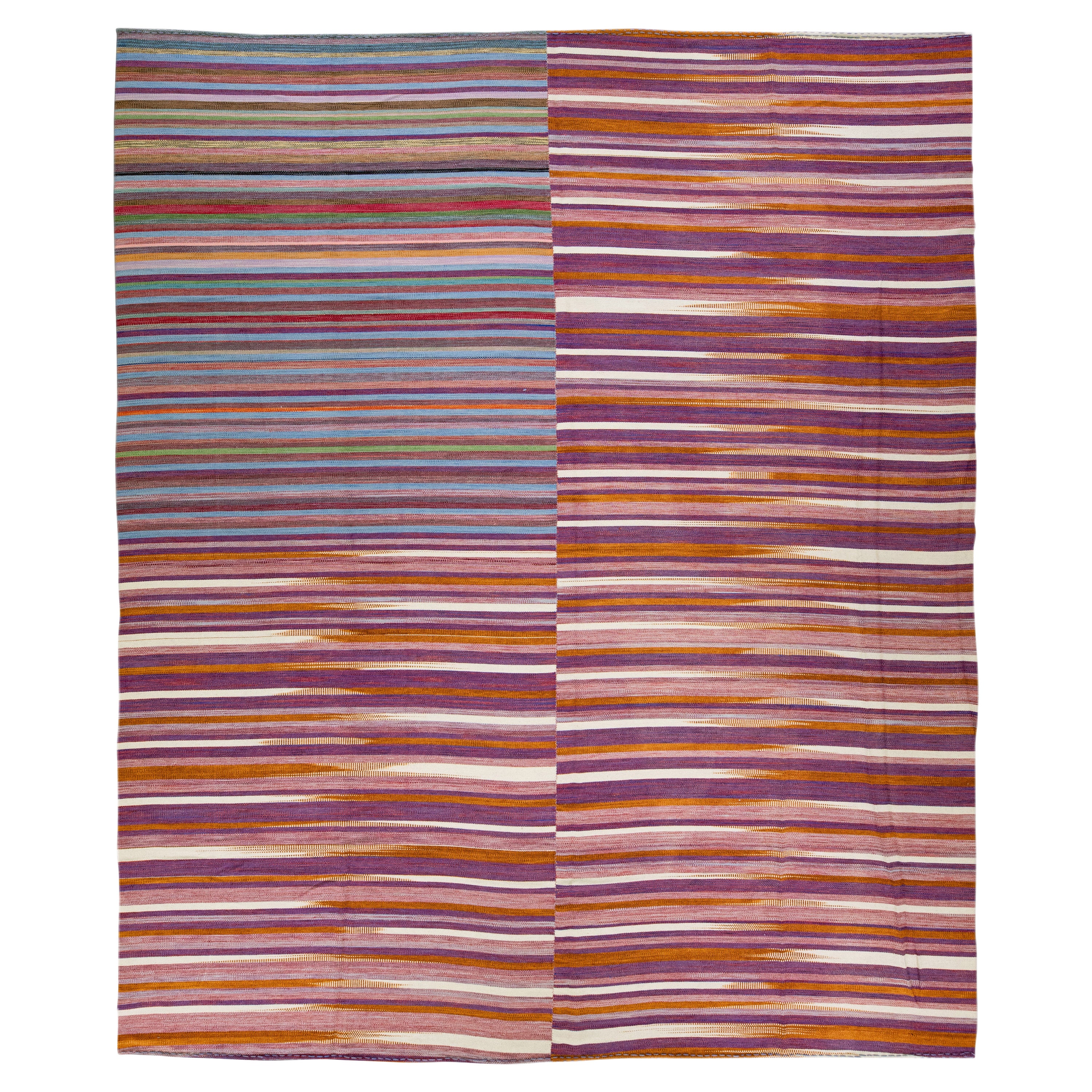 Tapis moderne Kilim à motif abstrait tissé à plat en laine multicolore fait à la main