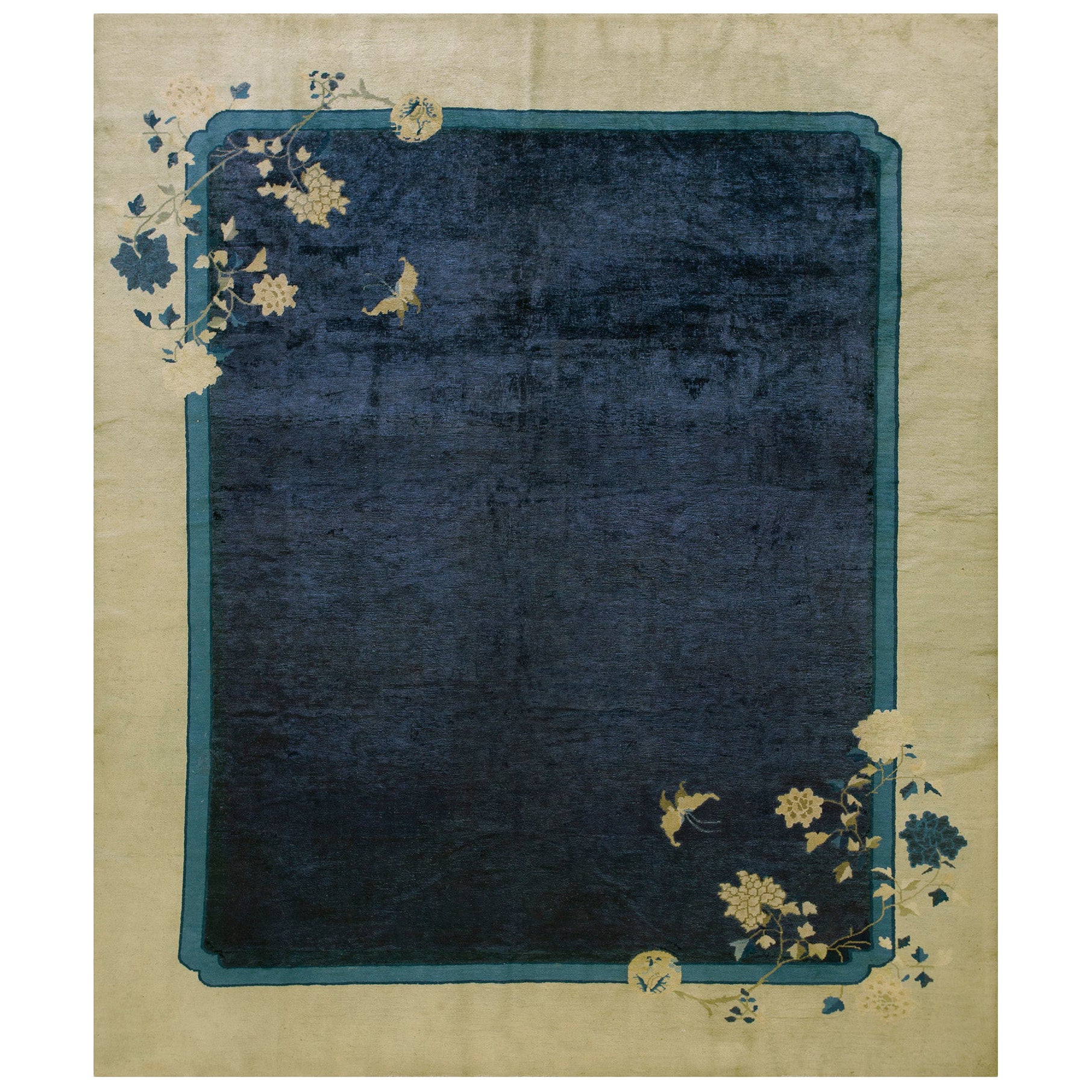 1920s Chinese Peking Rug in Wool & Silk ( 7' 10'' x 9' 6'' - 240 x 290 cm ) For Sale
