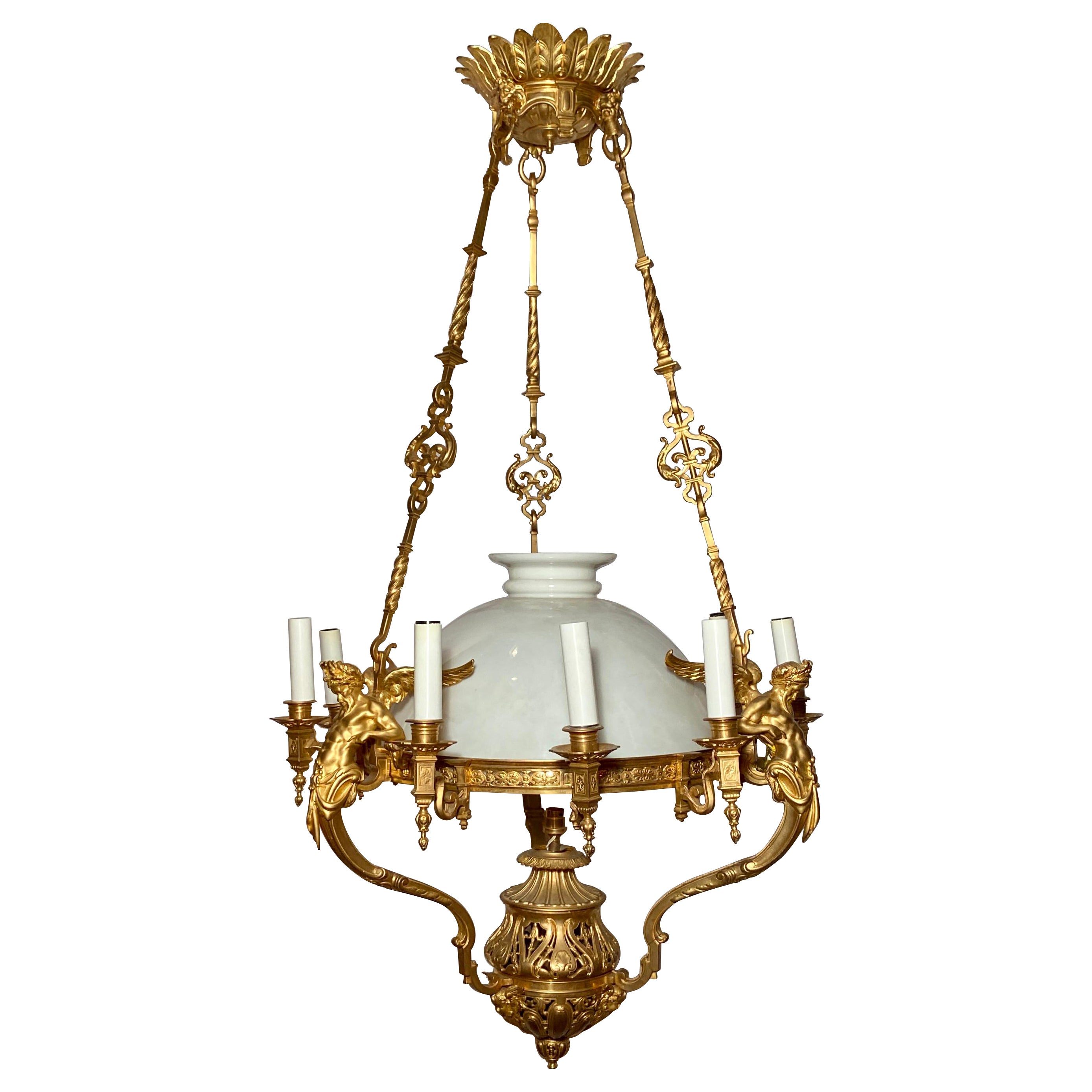 Lampe à huile française ancienne à suspension en bronze doré et verre, vers les années 1880