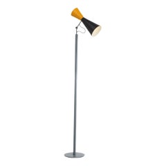 Lampada da terra 'Parliament' di Le Corbusier per Nemo in nero e giallo
