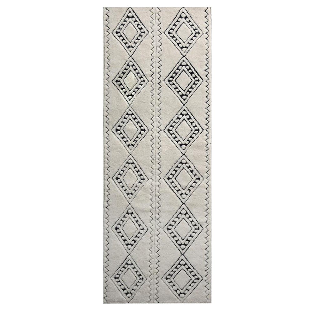 Berber Style Customizable Honeycomb Runner in Cream X-Large For Sale