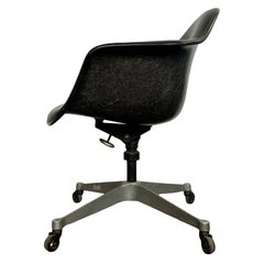 Vintage Herman Miller Eames Model DAT-1 Tilting Swivel Office/Desk Chair