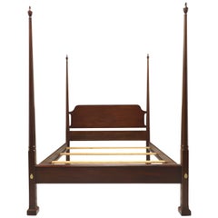 HENKEL HARRIS 170 29 Mahogany Pencil Post Queen Bed