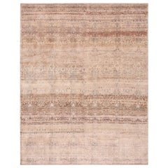 Nazmiyal Collection Oriental Silk And Wool Area Rug. 8 ft x 10 ft