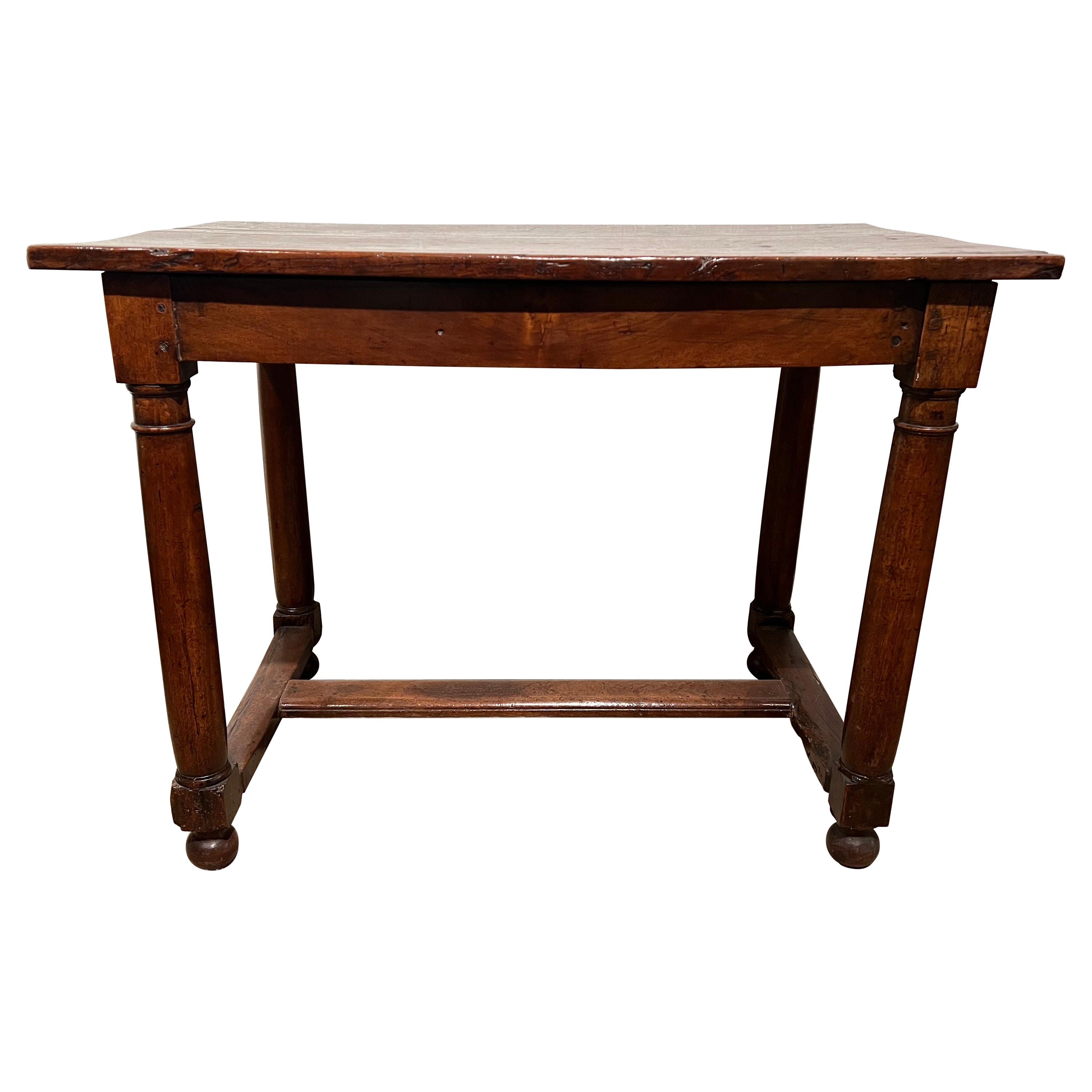 Mesa vintage de nogal