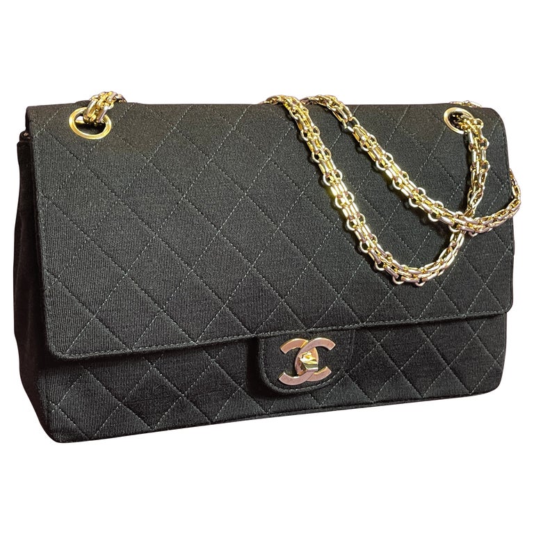 Chanel Vintage, Timeless Black Quilted Jersey Handbag For Sale at 1stDibs