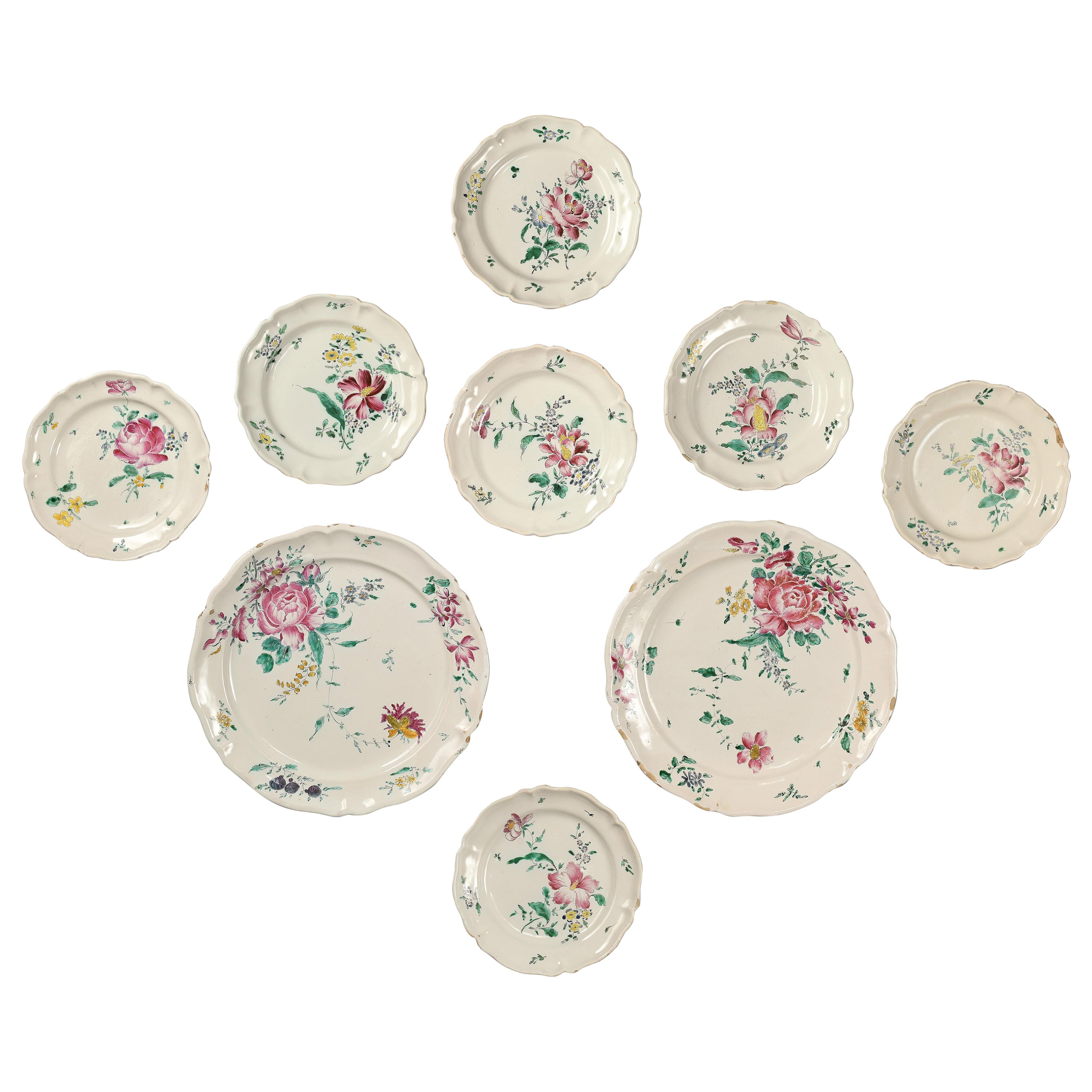 Ancient Maiolica Dishes with flowers, Lombard Manufacture, 1770-1780 Circa