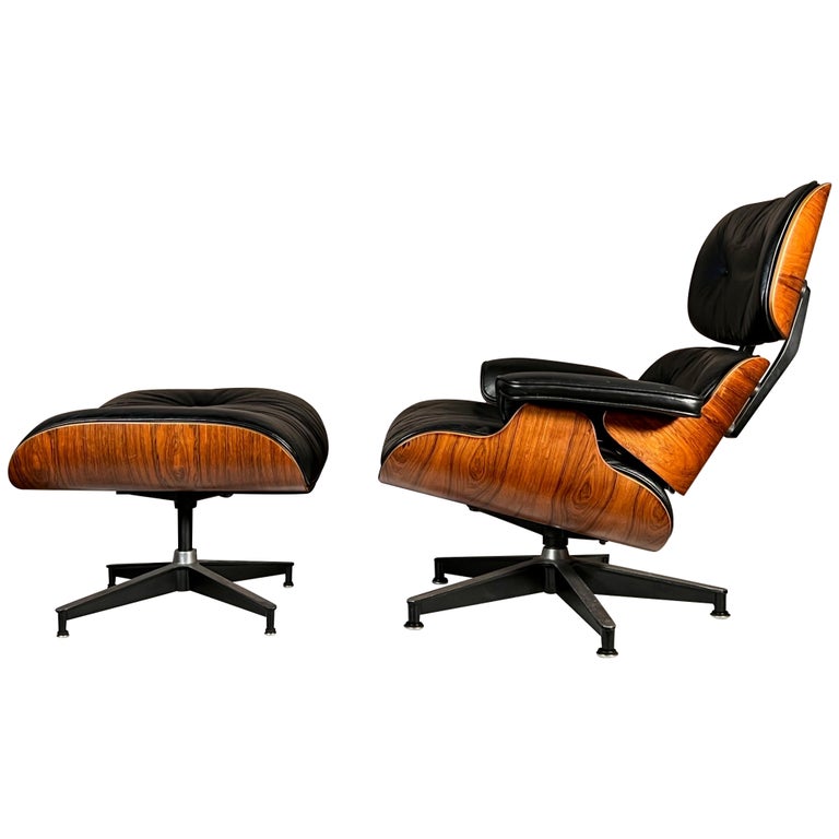 Charles Eames Herman Miller Lounge Chair and Ottoman, 1976 For Sale