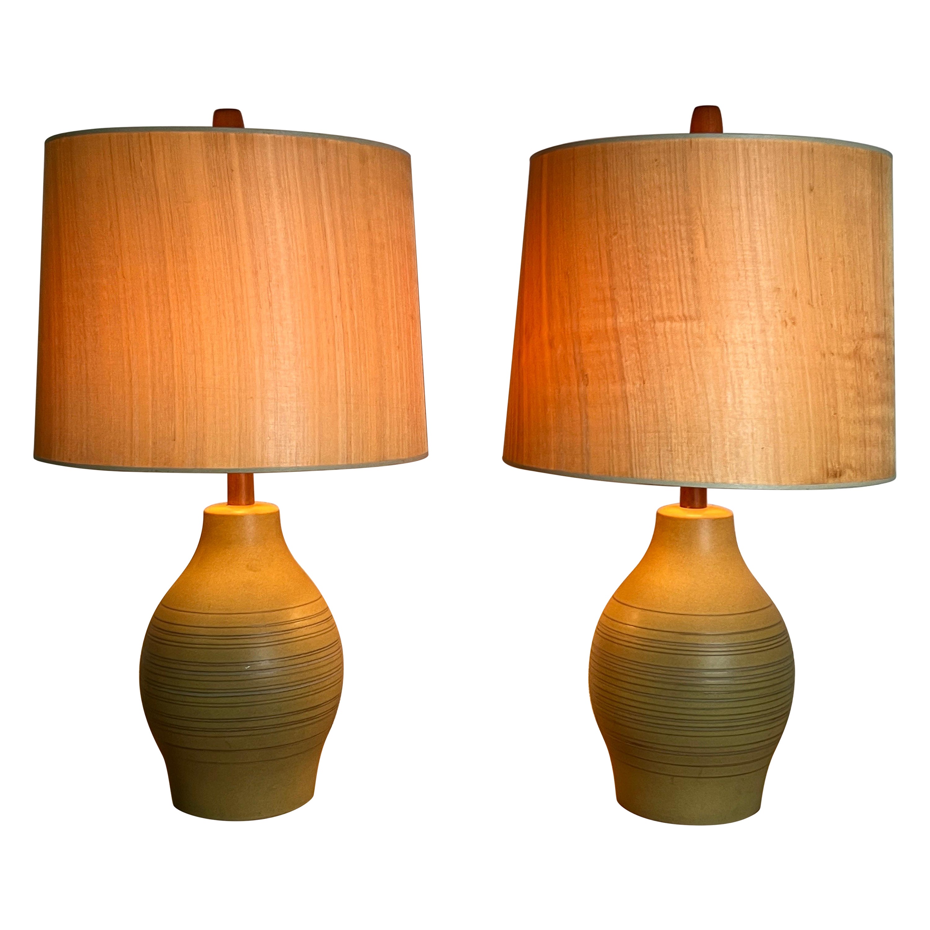 Large Pair of 1950\'s Martz Sgraffito Pottery Table Lamps at 1stDibs